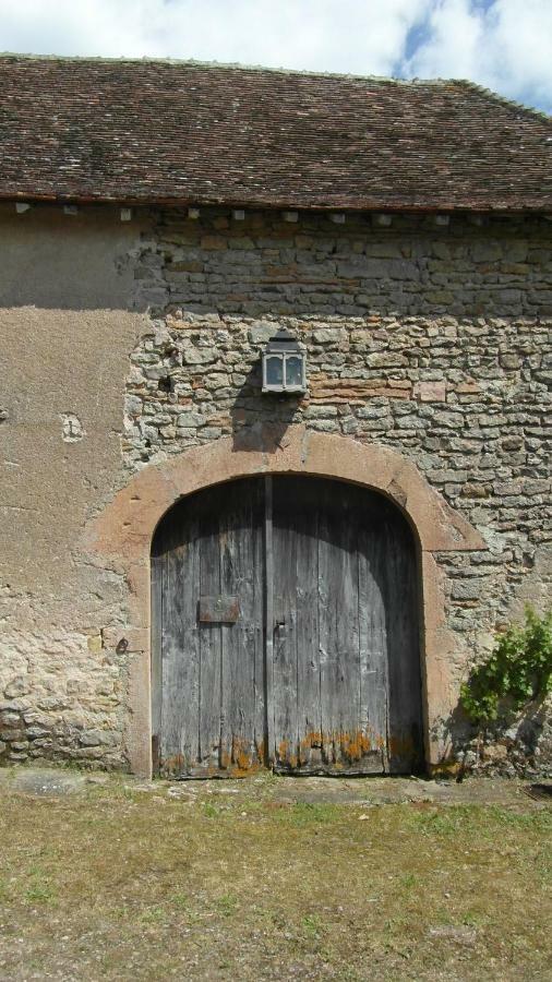 Sigy-le-Châtel Chatel De Bierre מראה חיצוני תמונה